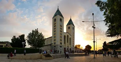 Biuro Podróży Królowa Pokoju Robert Bitner